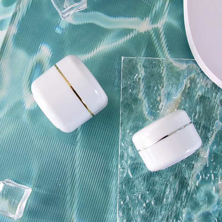 Белые полипропиленовые пластиковые банки для крема в качестве косметических контейнеров оптом